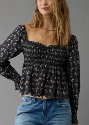 American Eagle XL‎ Floral Smocked Peplum Blouse Peasant Sleeves Coquette Boho thumbnail 1