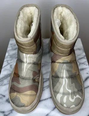 UGG Classic Mini thumbnail 7