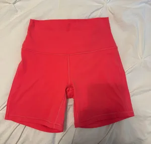 Align Shorts 6” thumbnail 2