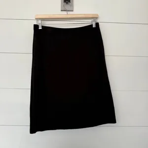 White House Black Market Women’s Medium Black Stretchy Skirt thumbnail 4