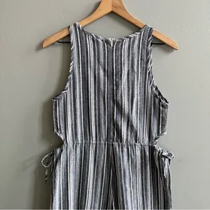 Lucca Couture Urban Outfitters Kendall Striped Cropped Jumpsuit Romper Small thumbnail 6