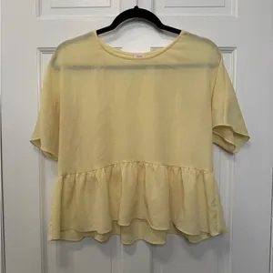 Wilfred Aritzia Butter Yellow Peplum Blouse‎ Textured Flowy Top Size XXS thumbnail 1