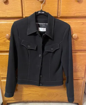 Black Jacket thumbnail 1