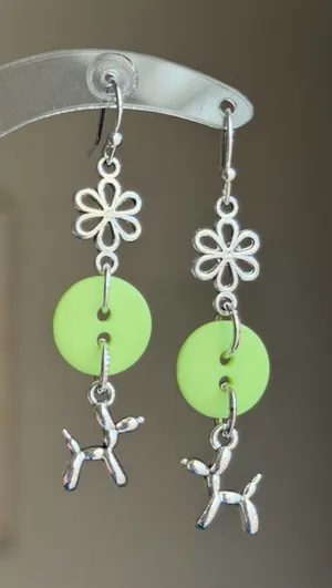 Handmade retro fairy boho funky cottage style button dangle earrings🌀🌼 thumbnail 1