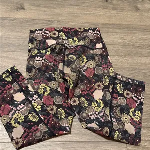 Lululemon Floral Print Women's Leggings - Black Multi thumbnail 4