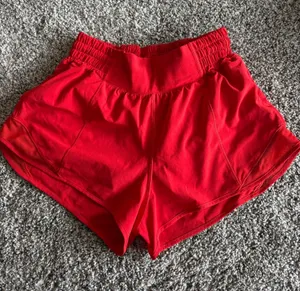 Red Lululemon Hotty Hot thumbnail 1