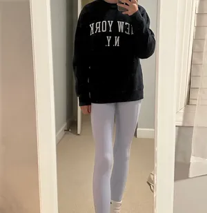 Brandy Melville Sweatshirt thumbnail 2