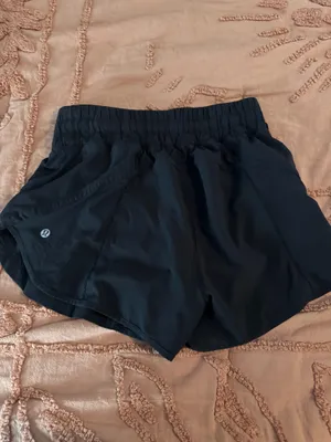 Lululemon Shorts thumbnail 2