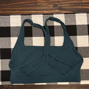 Alphalete green small sports bra thumbnail 2