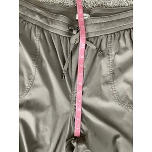L.L.Bean Women’s Plus 1X Taupe Jogger Pants Lightweight Stretch thumbnail 8