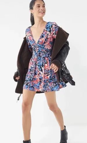 Emmy Floral Dress thumbnail 1