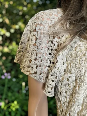 DressBarn Crochet Lace Tunic Top Large Beige Boho Swing Handkerchief Hem thumbnail 2