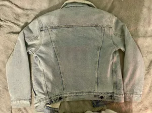 Levi's Sherpa-Lined Denim Trucker Jacket thumbnail 5