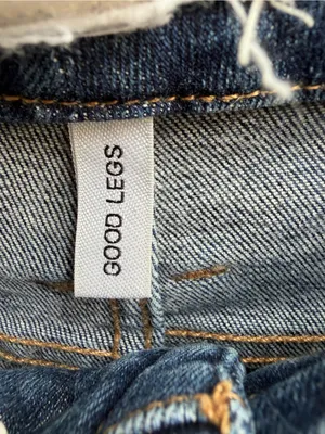 Good American Good Legs Chewed Hem Skinny Jeans Size 4/27 Style GLCH367T thumbnail 6