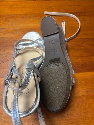 Elegant Silver Rhinestone Women's Strappy Heeled Sandals thumbnail 4