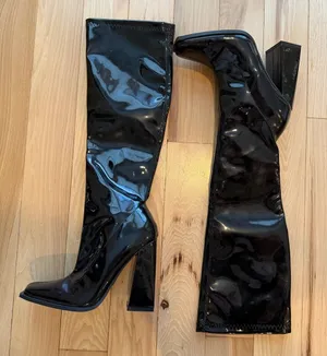 Forever 21 black patent knee high boots - size 6! thumbnail 1