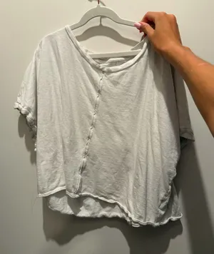 American Eagle Cropped White Tee thumbnail 1