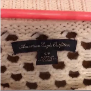 American Eagle Size Small Chunky Classic White Cable Knit Sweater. thumbnail 4