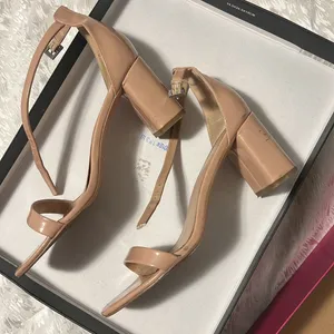 BCBGeneration Pre-owned Talia Sandal Heel, size 8. thumbnail 2