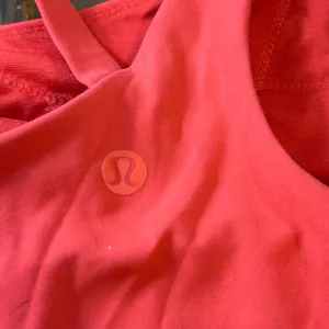 Lululemon Asymmetric Yoga Tank Top Red‎ Nulu One Shoulder Size 2 LW1EI5S thumbnail 3