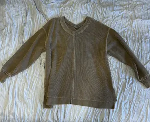 Aerie Wonder Textured V-Neck Sweatshirt thumbnail 1