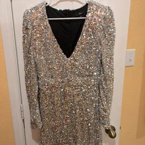 Lulu's Silver Sequin Bodycon Mini Dress L thumbnail 5