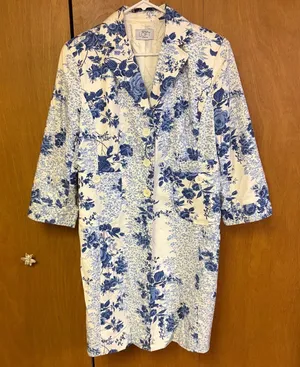 Ann Taylor Loft Blue and White Floral Jacket Size Medium thumbnail 1