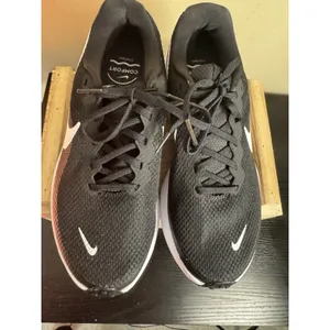 Nike REVOLUTION 8 Women's BLACK IRON GREY HJ8485-001 Athletic Sneakers Shoes thumbnail 4
