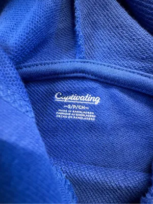 Boise State Broncos Captivating Women’s Hoodie Size Small NWOT thumbnail 5