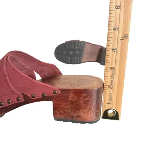 Candies Y2K Red Leather Platform Clogs Womens Size 6 Slide Sandals Lug Soles thumbnail 7