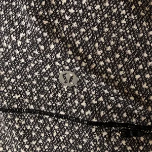 Lululemon Long Sleeve Shirt thumbnail 4