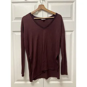 Wilfred Wilfred Burgundy Fragon V Neck Long Sleeve Lightweight Sweater Sz‎ S thumbnail 2