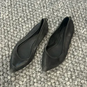 Frye Regina Ballet Flats Black Leather Pointed Toe Size 8 thumbnail 3