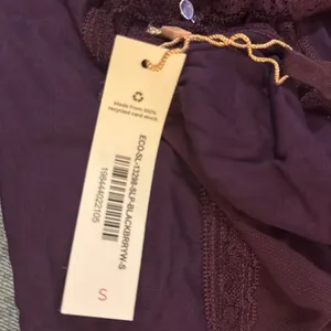 💜
Primrose‎ Slip Purple thumbnail 5