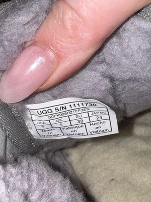 UGG Boots thumbnail 5