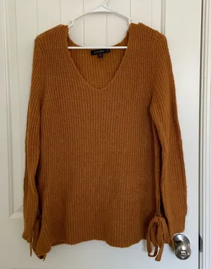 NWOT | Love Tree women’s brown thick knit v-neck tied sides sweater‎ small thumbnail 1