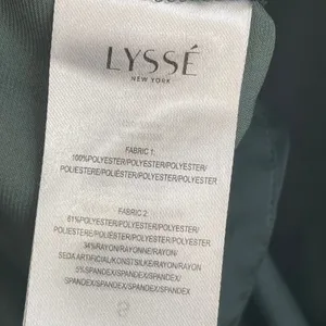 Lysse Mixed Media V-Neck Top Women S Teal Green Workwear Minimalist Short Sleeve thumbnail 9