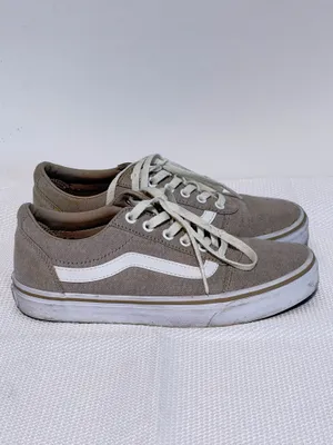 Classic Vans Women’s Canvas Sneakers  thumbnail 7