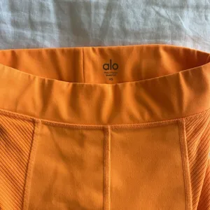 Tangerine Alo Leggings thumbnail 3