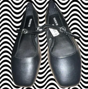Black Size 9.5 thumbnail 1