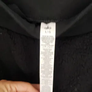 Alo Yoga MicroSherpa Solstice Sweatpants Black NWT Womens Large thumbnail 5