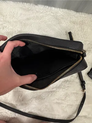Michael Kors Jet Set Crossbody Bag in Black thumbnail 7