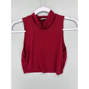 Tobi Womens Crop Top Burgundy Mock‎ Neck Sleeveless Stretch Knit M thumbnail 2