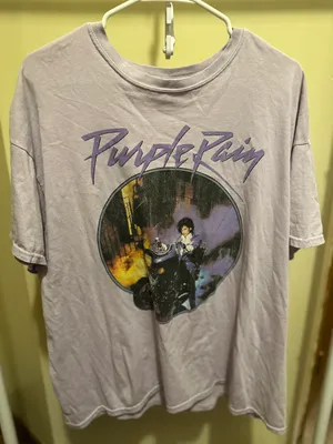 Brandy Melville T-shirt thumbnail 1