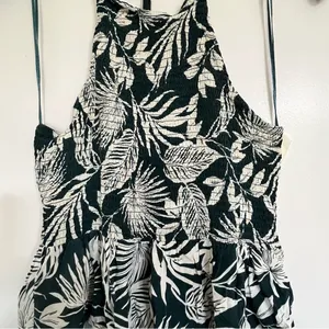 Women's Patrons of Peace Green‎ Leaf Floral Smocked Halter Top Size Small thumbnail 2