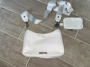 Handbag thumbnail 1