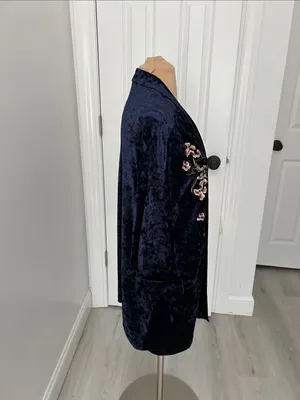 She + Sky Navy Crushed Velvet Embroidered Kimono thumbnail 4