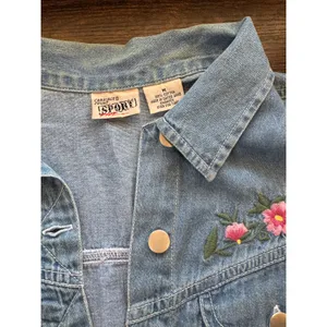 Carriage Court Sport Blue Jean denim vest with‎ embroidered flowers floral thumbnail 3
