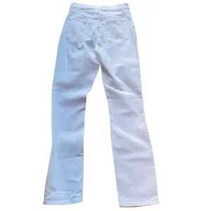 Abercrombie & Fitch High-Rise Straight Leg Jeans in White thumbnail 8