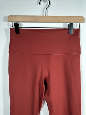 Lululemon Wunder Train High-Rise Tight 25” Mulled Wine Everlux Leggings Size‎ 8 thumbnail 5